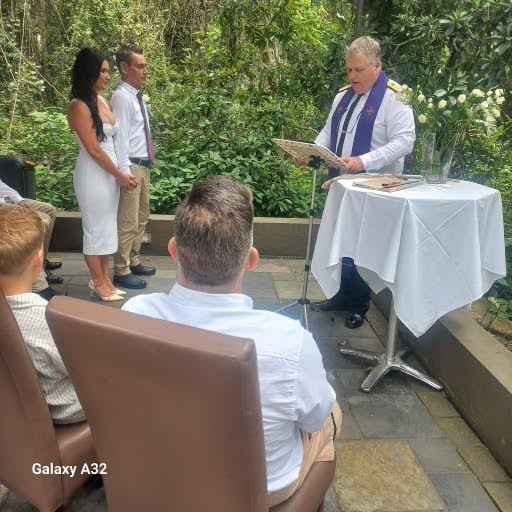 Wedding ceremony by Dr. Gerrit Rademeyer in Colesberg